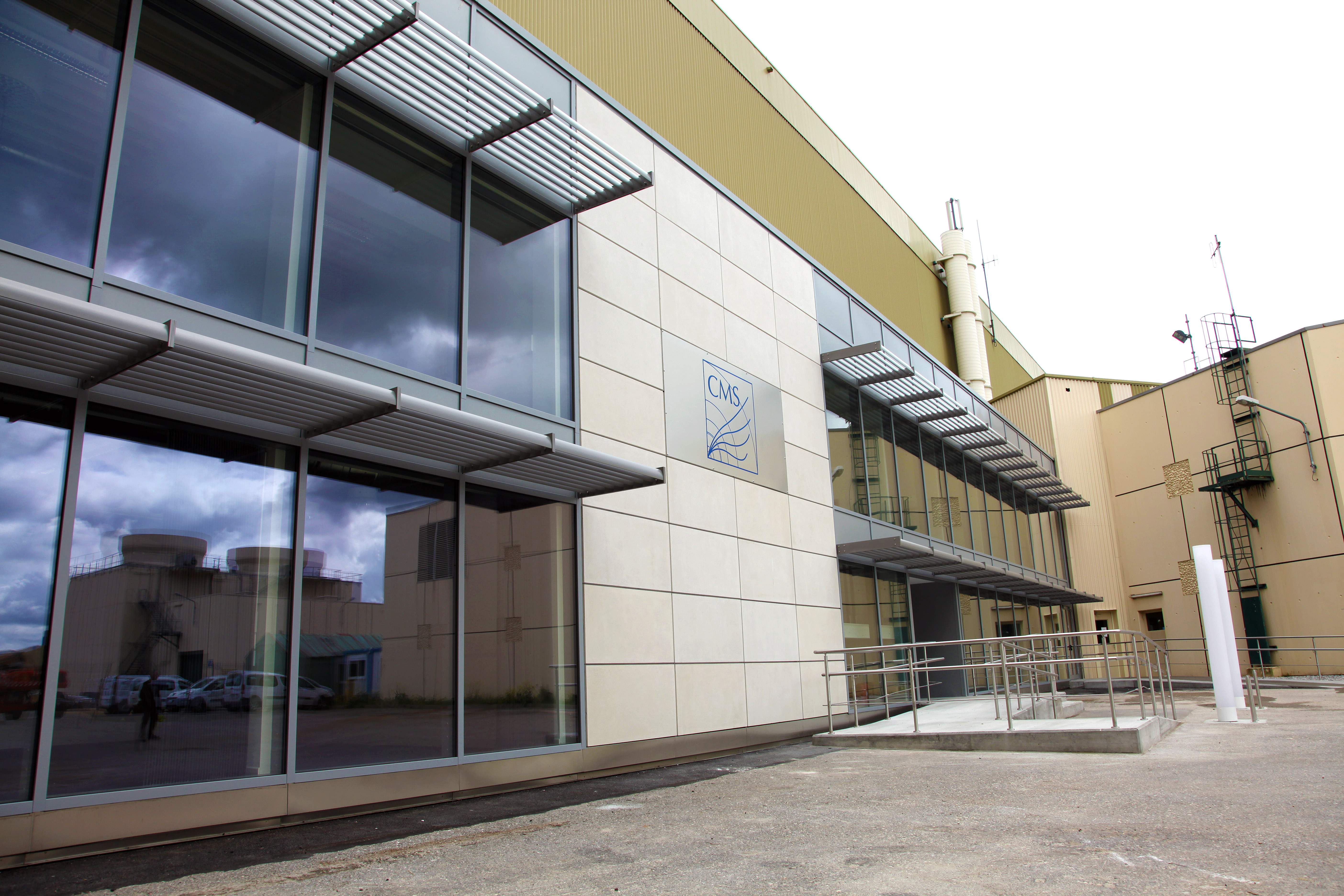 The new Building SL53 at CERN’s Cessy site in France was inaugurated on 24 May 2014.