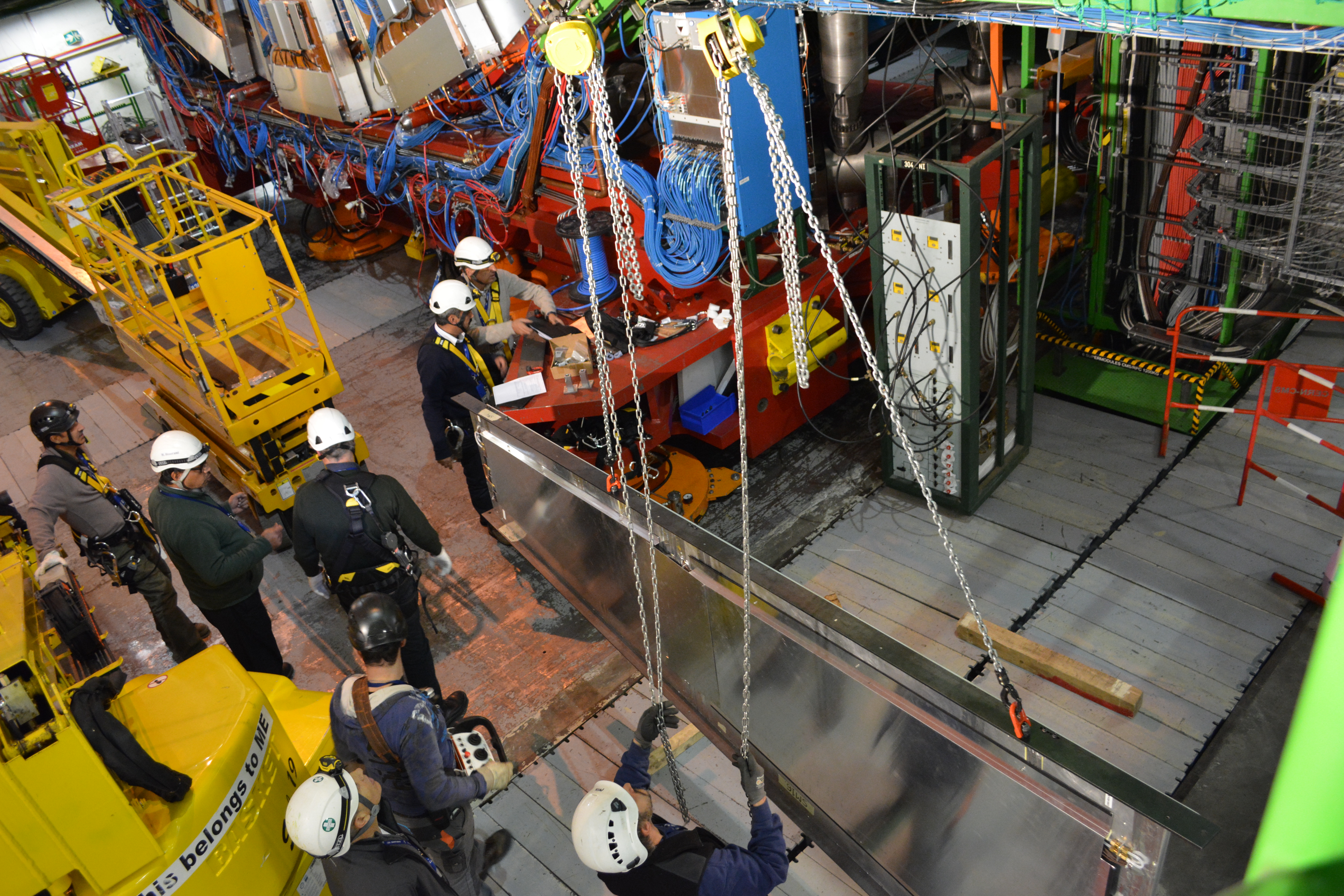 Lifting the 230kg Super Module into position